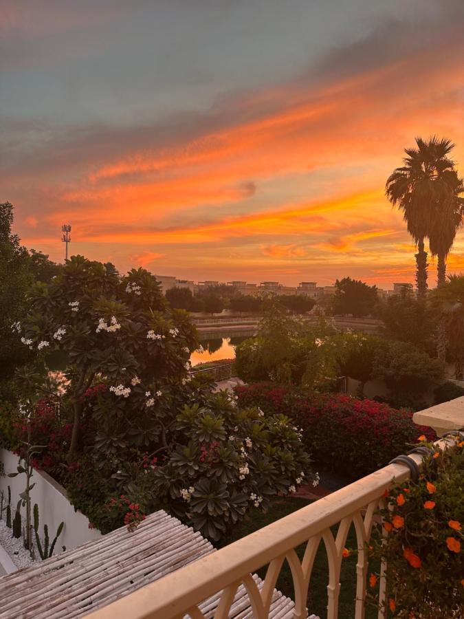 Lake View Villa, The Springs דובאי מראה חיצוני תמונה